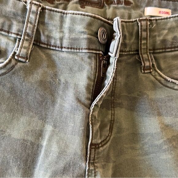 ARIZONA JEANS Green Camouflage Pants Size 5 - Picture 10 of 16